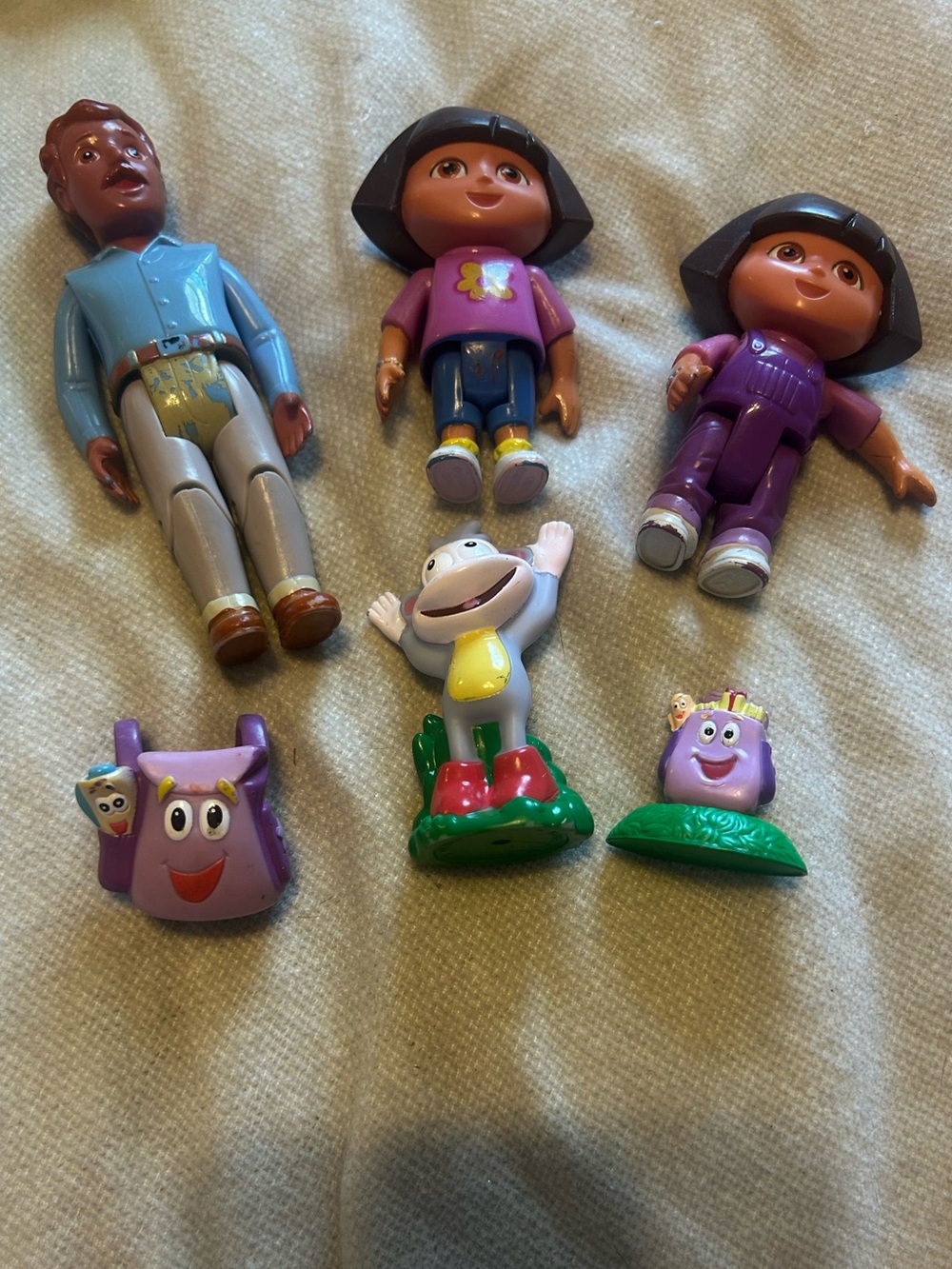 Early 2000s Dora the Explorer toys